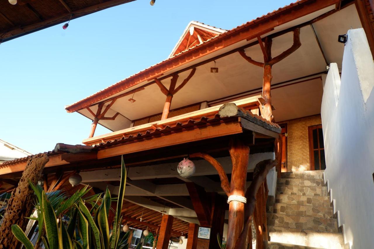 Santai Warung Bali Hotel จิมบาราน ภายนอก รูปภาพ